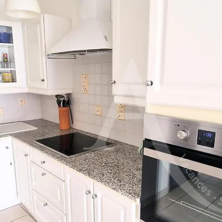 Apartmán Grand T2 Avec Terrasse Piscine Et Garage